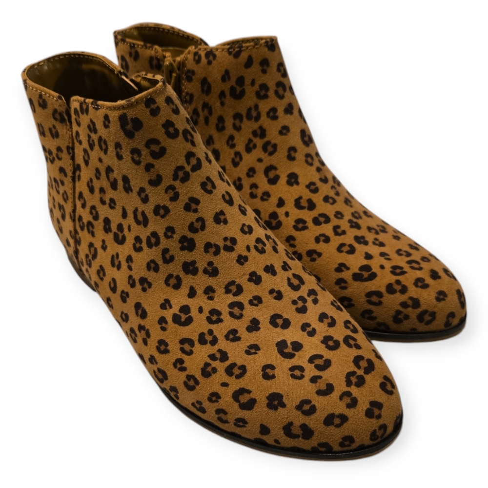 Cat & Jack Leopard Print Boots